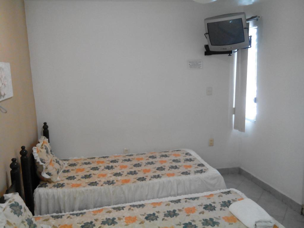 Hotel Y Hostal Casa Risueno Campeche Camera foto