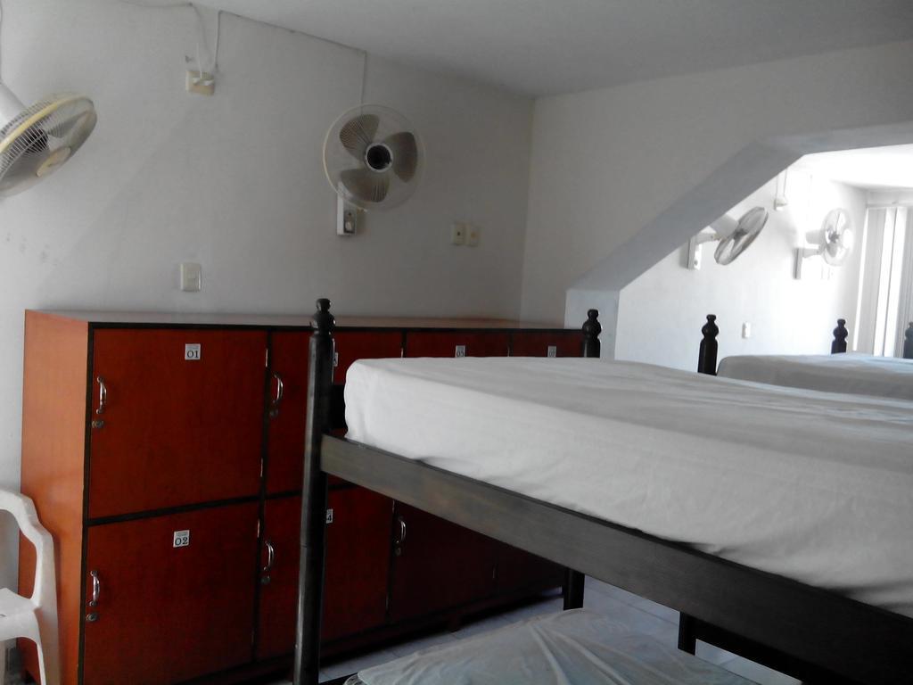 Hotel Y Hostal Casa Risueno Campeche Camera foto
